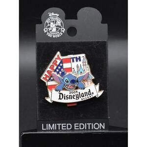 Disney DLR Happy 4th Of July Stitch Castle 2005 LE 2000 Pin (C3)
